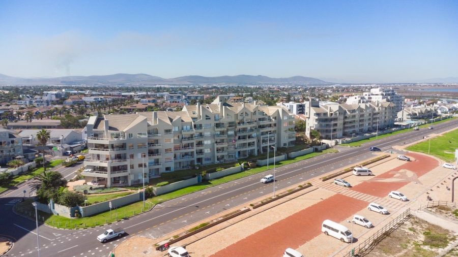 2 Bedroom Property for Sale in Beachfront Western Cape
